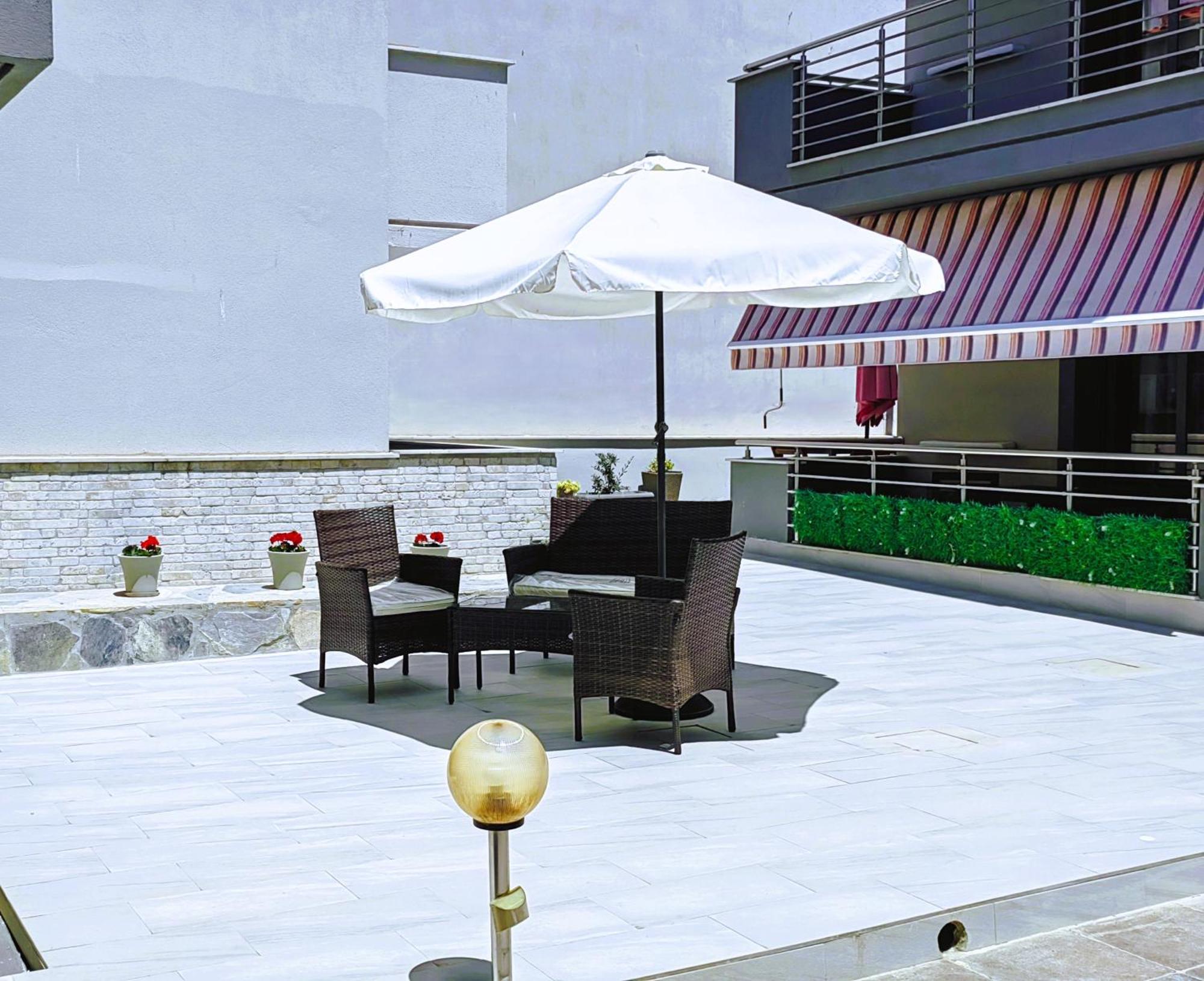 Bella Vista Apartments Keramoti Bagian luar foto
